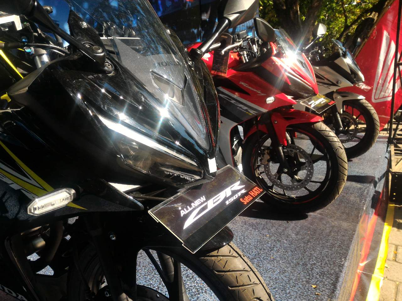 First Impression Honda All New CBR 150 R 2016 Di Lapangan Renon 10 April 2016 Balimotorider Blog